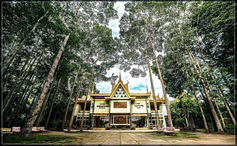 TRÀ VINH-NGƯỜI CÒN "ĐẸP" HƠN CẢNH